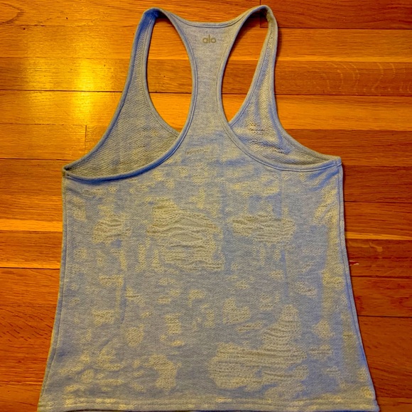 Alo Yoga Pure tank Size Small! - Picture 2 of 3